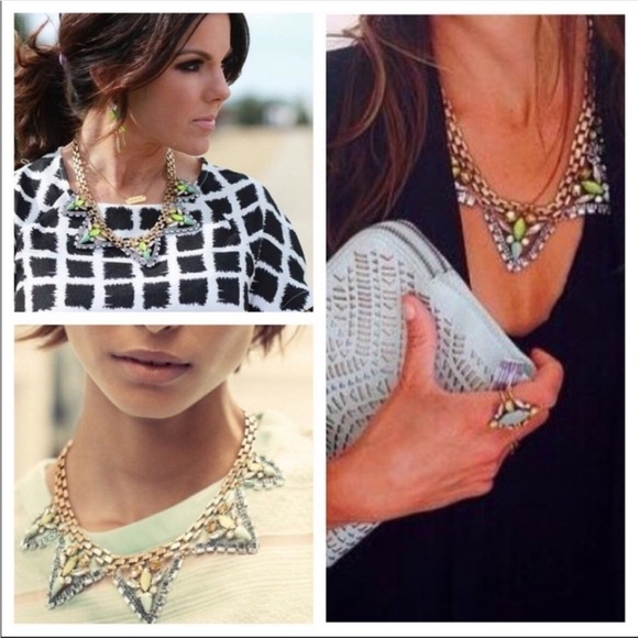 Stella & Dot Palmia Statement Necklace - Picture 5 of 9